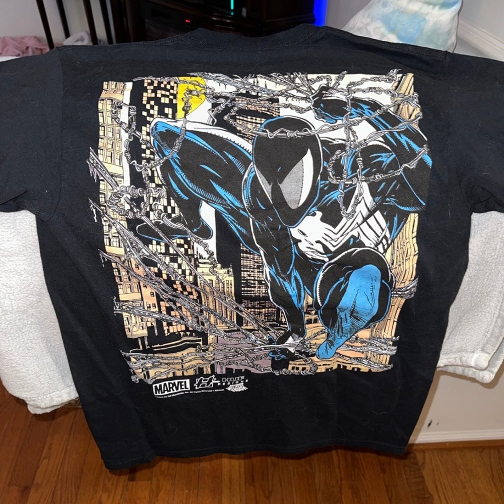 HUF MARVEL SPIDER-MAN T- shirt Medium